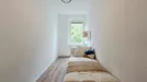 Room for rent, Berlin, &lt;span class=&quot;blurred street&quot; onclick=&quot;ProcessAdRequest(11116257)&quot;&gt;&lt;span class=&quot;hint&quot;&gt;See streetname&lt;/span&gt;[xxxxxxxxxxxxx]&lt;/span&gt;
