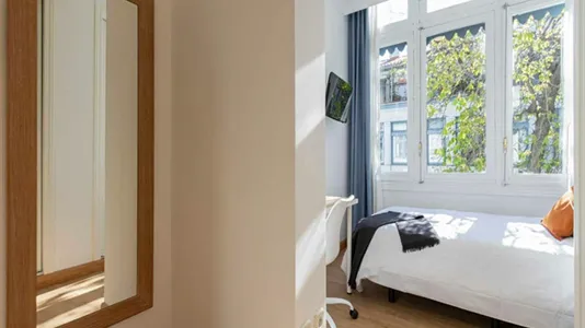 Rooms in Madrid Centro - photo 6