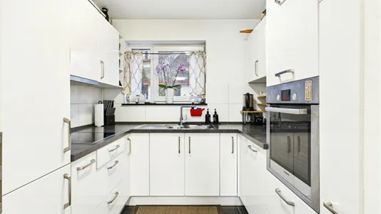 Houses in Böblingen - photo 7