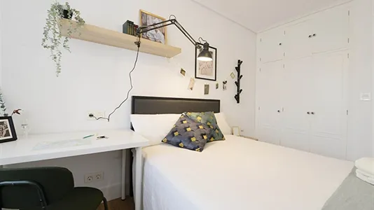 Rooms in Bilbao - photo 6