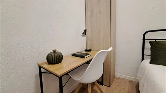 Rooms in Madrid Centro - photo 6