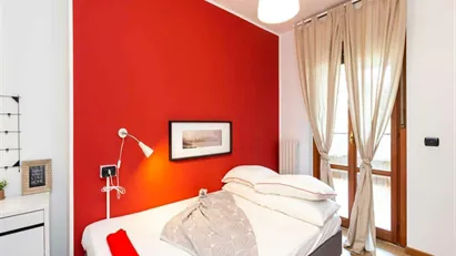 Room for rent in Milano Zona 5 - Vigentino, Chiaravalle, Gratosoglio, Milan