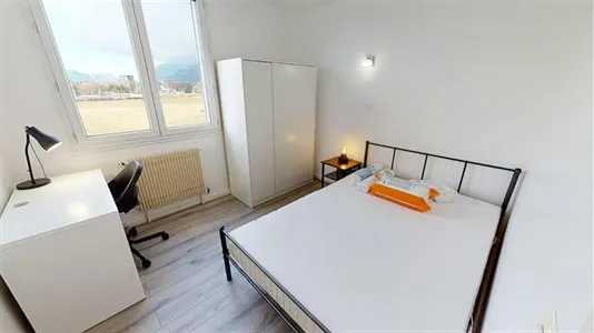 Rooms in Grenoble - photo 1
