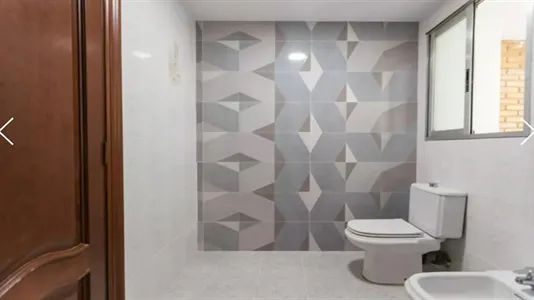 Rooms in Valencia Algirós - photo 9