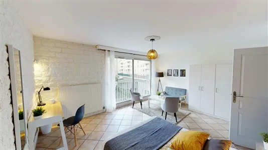 Rooms in Lyon - photo 1
