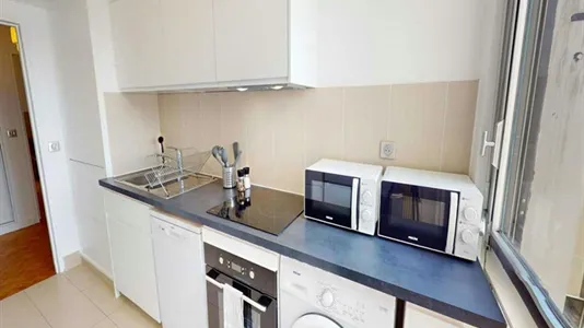 Rooms in Paris 15ème arrondissement - photo 7