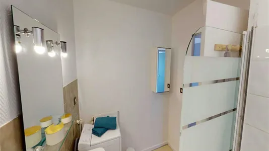 Rooms in Lyon - photo 8
