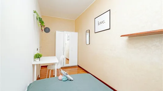Rooms in Milano Zona 8 - Fiera, Gallaratese, Quarto Oggiaro - photo 5