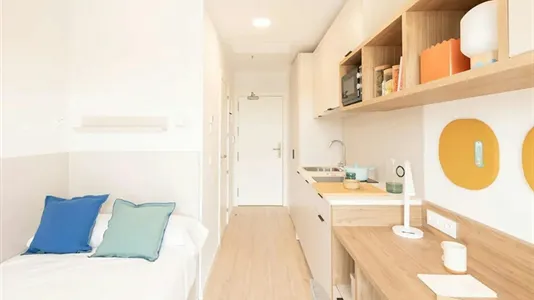 Apartments in Sabadell - photo 1