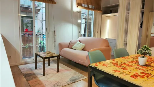 Apartments in Barcelona Ciutat Vella - photo 3
