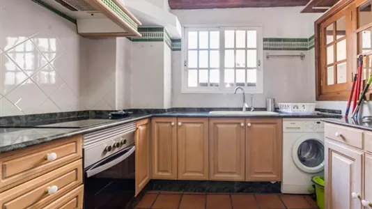 Rooms in Valencia Ciutat Vella - photo 8