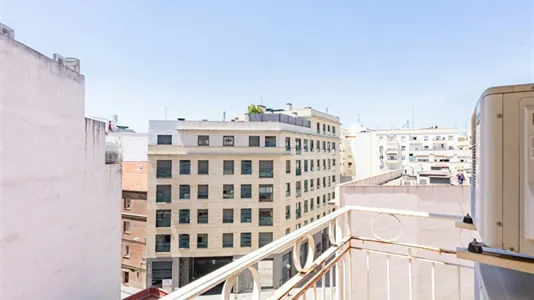 Rooms in Madrid Salamanca - photo 5