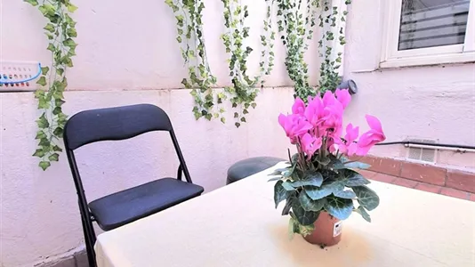 Rooms in Barcelona Sants-Montjuïc - photo 2
