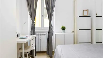 Room for rent in Milano Zona 1 - Centro storico, Milan