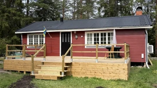 Houses in Norrtälje - photo 1