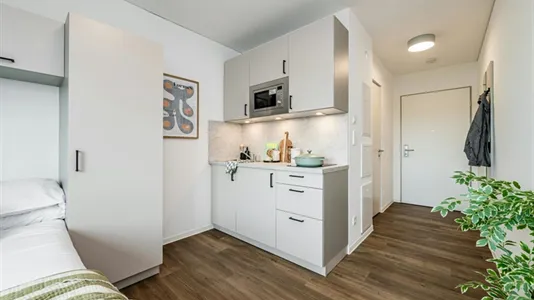 Apartments in Berlin Lichtenberg - photo 1