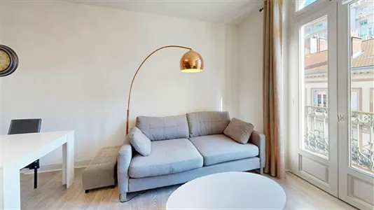 Rooms in Saint-Étienne - photo 10