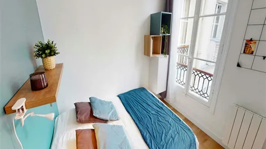 Rooms in Paris 8ème arrondissement - photo 3
