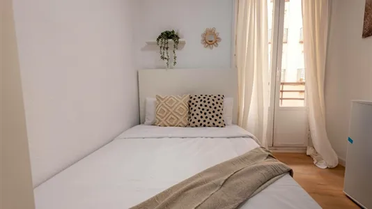 Rooms in Madrid Moncloa-Aravaca - photo 4