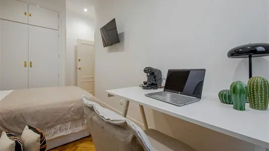 Rooms in Madrid Centro - photo 5