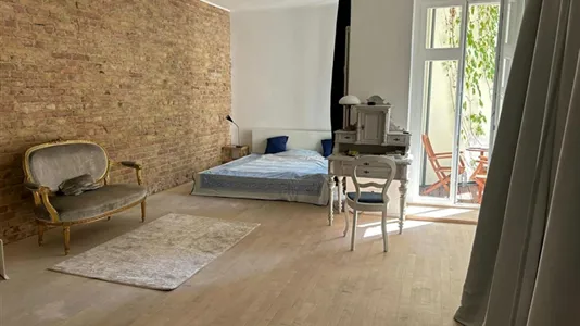 Apartments in Location is not specified - photo 6