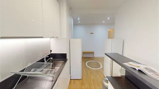 Rooms in Paris 15ème arrondissement - photo 10