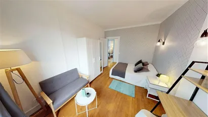 Room for rent in Nanterre, Île-de-France