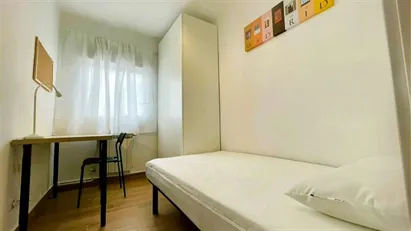 Room for rent in Madrid Vicálvaro, Madrid