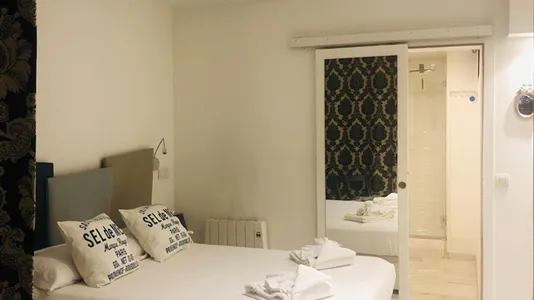 Apartments in Madrid Centro - photo 6