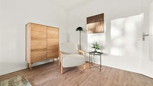 Apartments in Berlin Neukölln - photo 3