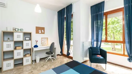 Rooms in Vimodrone - photo 1