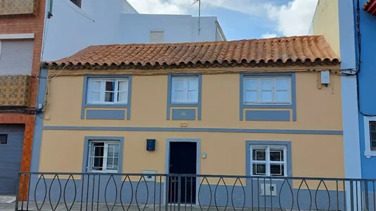 Rooms in Las Palmas de Gran Canaria - photo 6