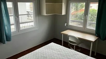 Room for rent in Neapoli-Sykies, Central Macedonia
