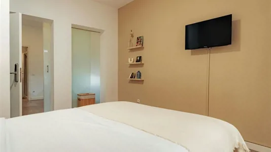 Rooms in Madrid Retiro - photo 2