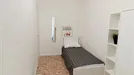 Room for rent, Bari, Puglia, &lt;span class=&quot;blurred street&quot; onclick=&quot;ProcessAdRequest(8941657)&quot;&gt;&lt;span class=&quot;hint&quot;&gt;See streetname&lt;/span&gt;[xxxxxxxxxxxxx]&lt;/span&gt;