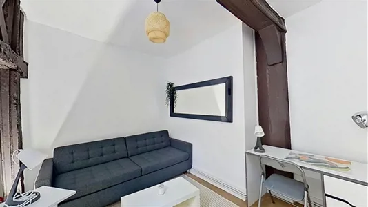Apartments in Rouen - photo 3