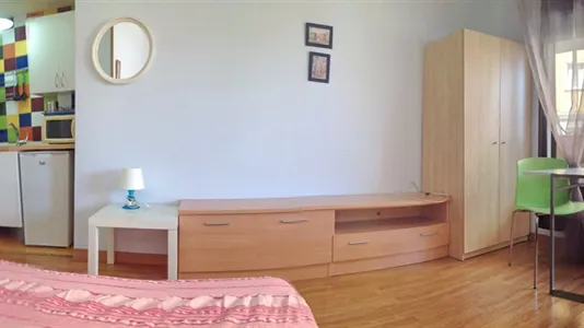 Apartments in Carbajosa de la Sagrada - photo 9