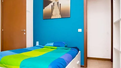 Room for rent in Milano Zona 8 - Fiera, Gallaratese, Quarto Oggiaro, Milan