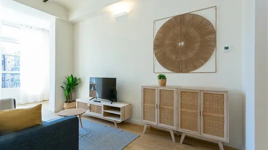 Apartments in Barcelona Eixample - photo 5