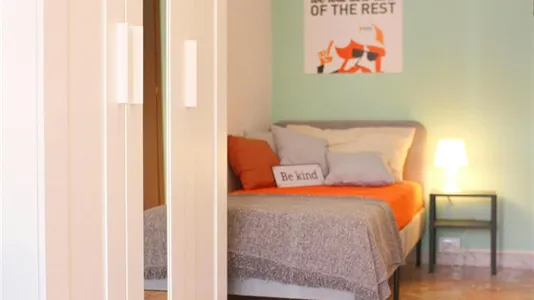 Rooms in Lecco - photo 1