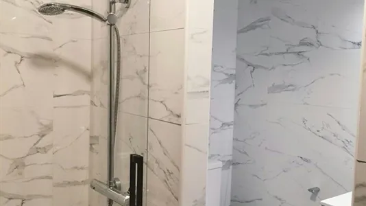 Rooms in Valencia L'Eixample - photo 5