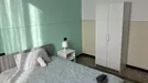 Room for rent, Genoa, Liguria, &lt;span class=&quot;blurred street&quot; onclick=&quot;ProcessAdRequest(11867206)&quot;&gt;&lt;span class=&quot;hint&quot;&gt;See streetname&lt;/span&gt;[xxxxxxxxxxxxx]&lt;/span&gt;