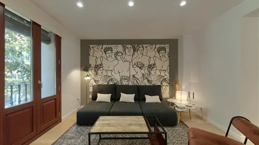 Apartments in Barcelona Eixample - photo 4