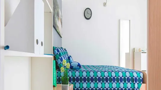 Rooms in Milano Zona 2 - Stazione Centrale, Gorla, Turro, Greco, Crescenzago - photo 2