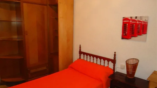 Rooms in Córdoba - photo 2