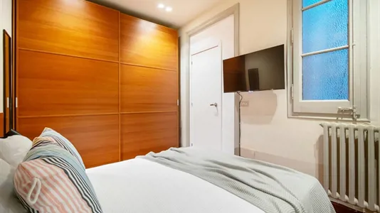 Rooms in Barcelona Gràcia - photo 3