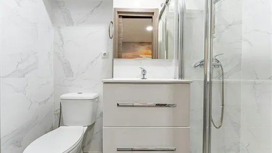 Rooms in Madrid Centro - photo 4