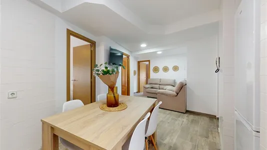 Rooms in Burjassot - photo 8