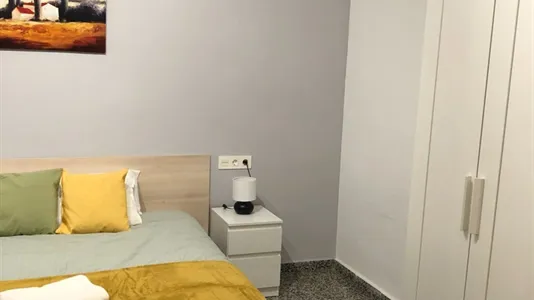 Rooms in Burjassot - photo 4