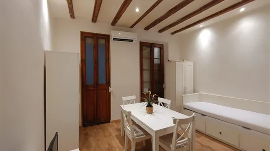 Apartments in Barcelona Ciutat Vella - photo 9